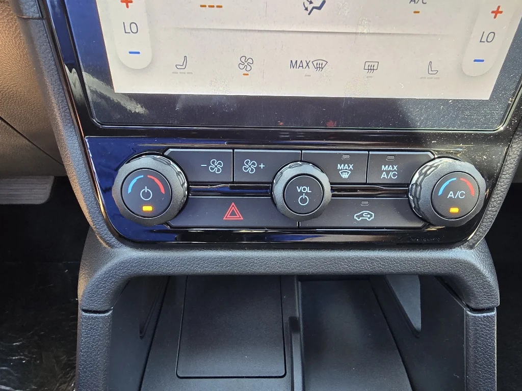 New 2026 White Ford XLT image 16
