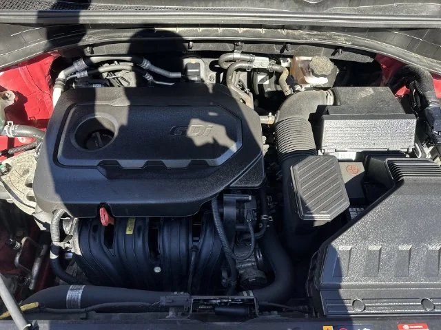 Used 2020 Red Kia LX image 26