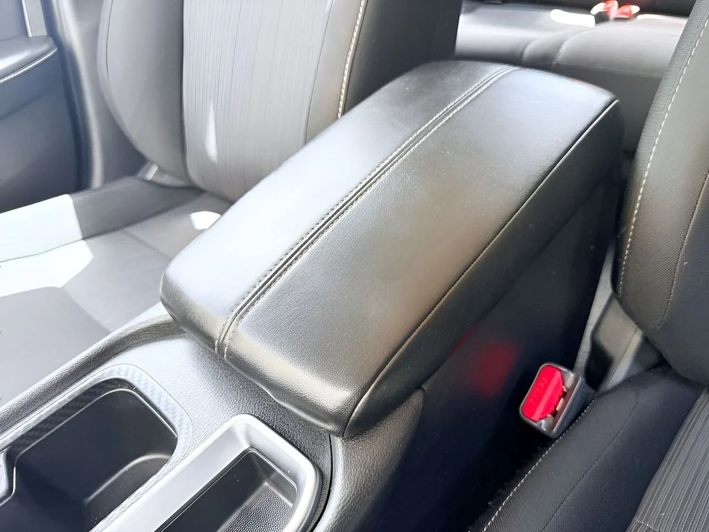 Certified Used 2022 Silver Nissan SV image 18