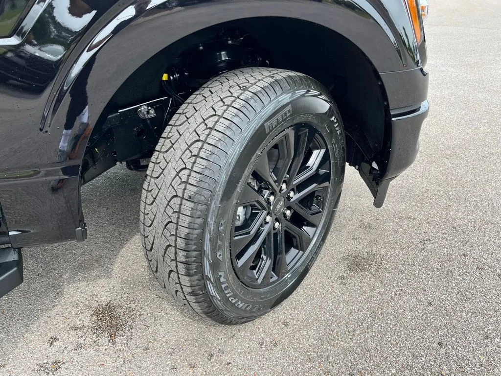 New 2026 Black Ford XLT image 6