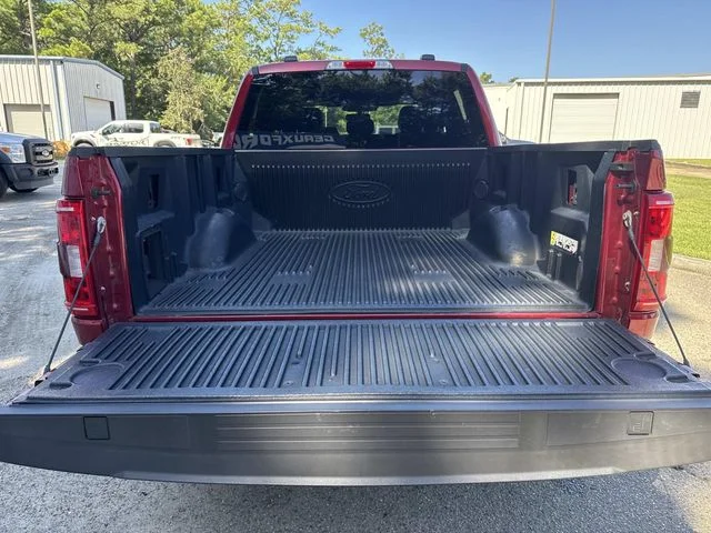 Used 2021 Rapid Red Metallic Tinted Clearcoat Ford XLT image 19
