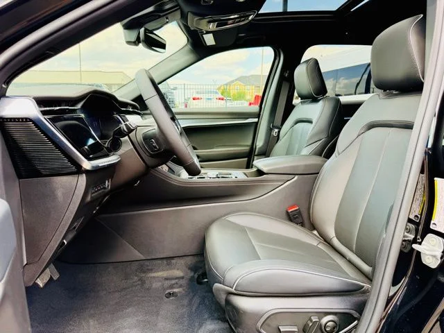 2025 Jeep Wagoneer S Limited - Photo 14