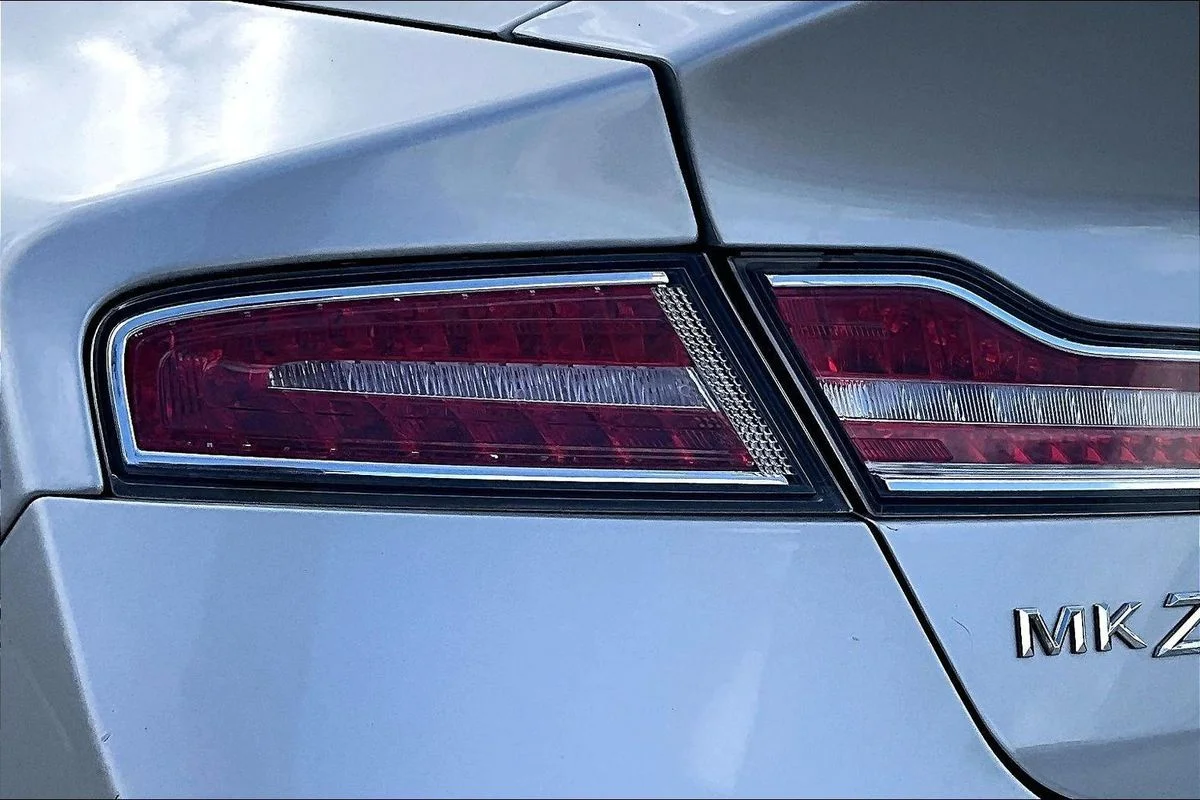 Used 2019 Silver Lincoln Reserve II image 23