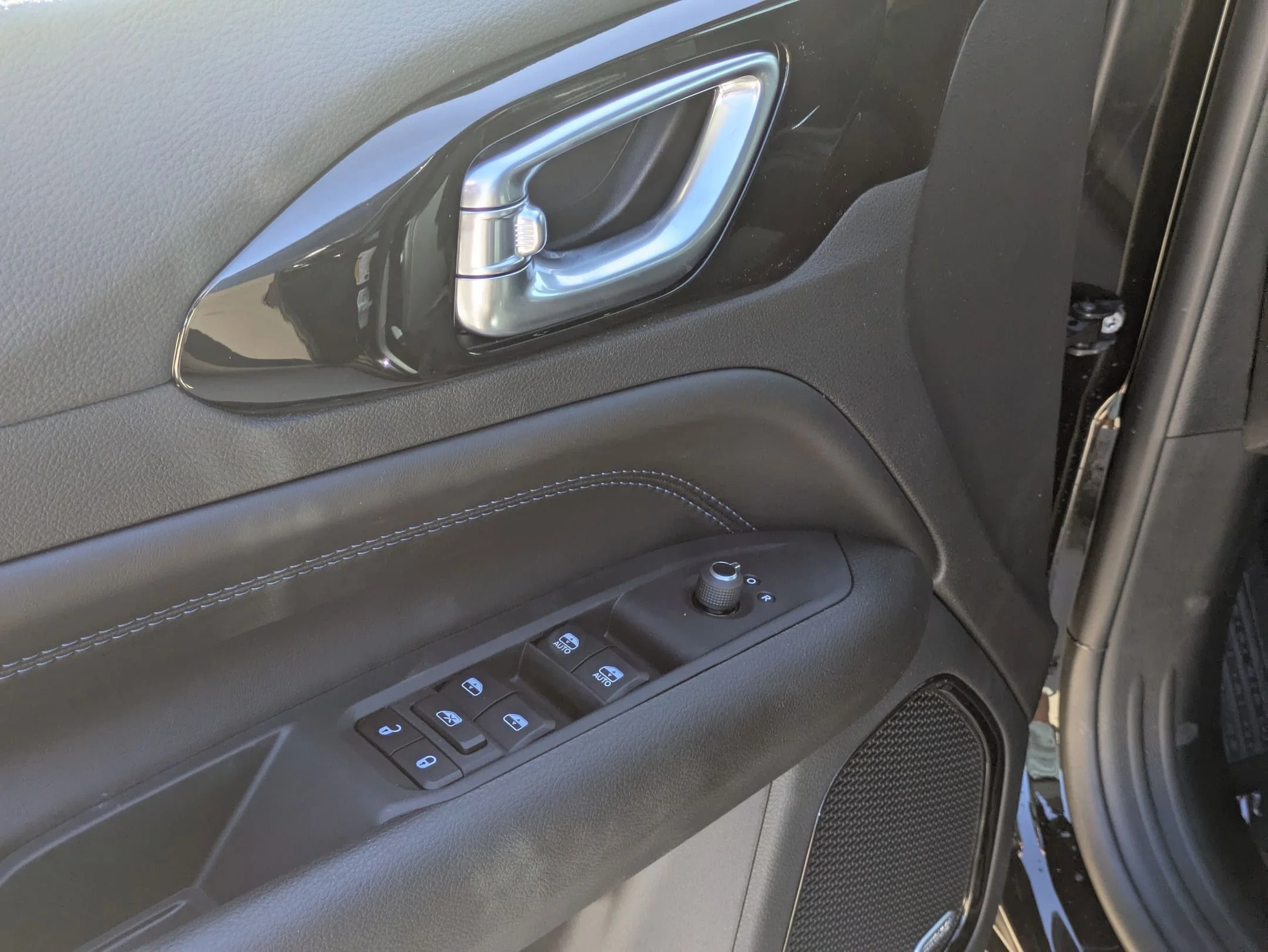 2025 Jeep Compass Limited - Photo 12