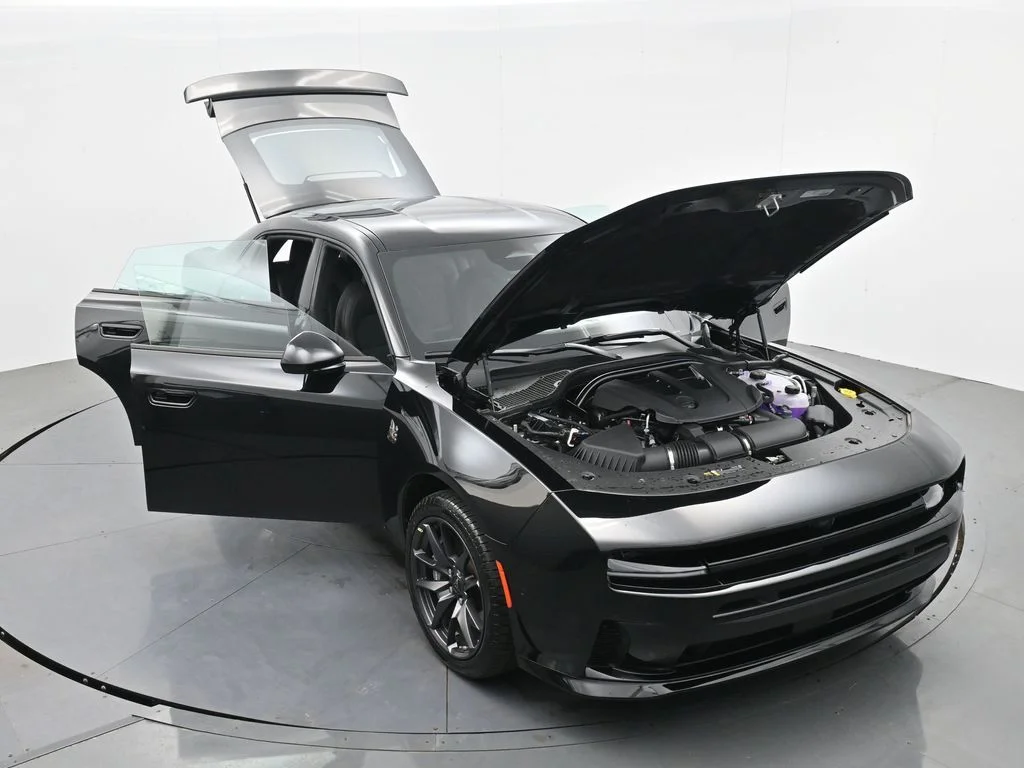 New 2026 Diamond Black Crystal Pearlcoat Dodge Scat Pack image 43