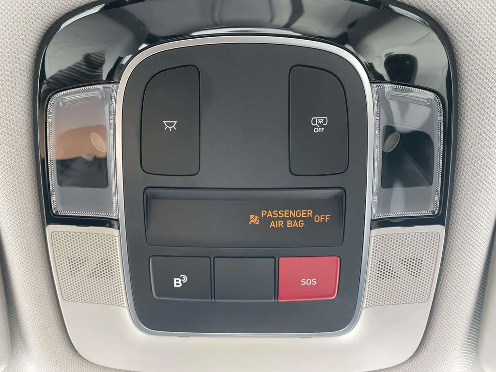 Used 2026 Serenity White Pearl Hyundai SE image 22