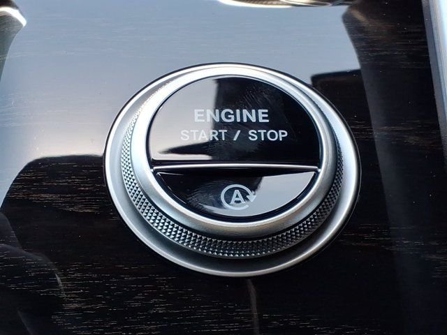 New 2026 Silver Mercedes-Benz GLC 300 image 25