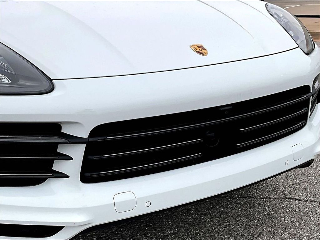 Used 2023 White Porsche Platinum Edition image 20