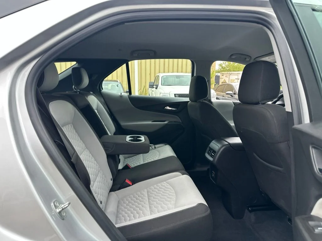 Used 2020 Silver Chevrolet LS image 27