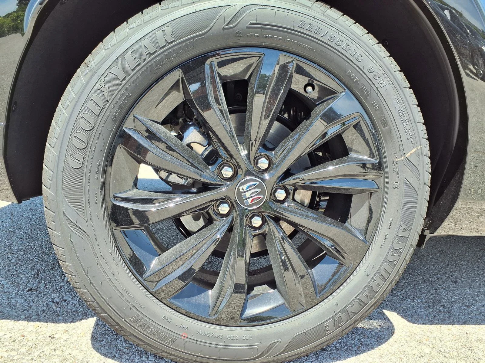 2026 Buick Envista Sport Touring - Photo 23