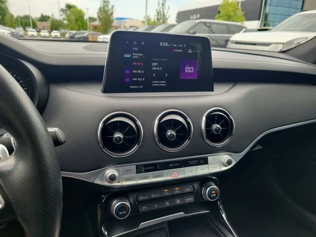 Used 2019 Blue Kia GT2 image 19