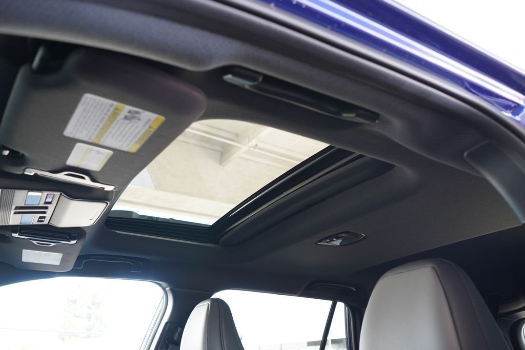 New 2026 SAPPHIRE BLUE PEARL Subaru Premium image 13