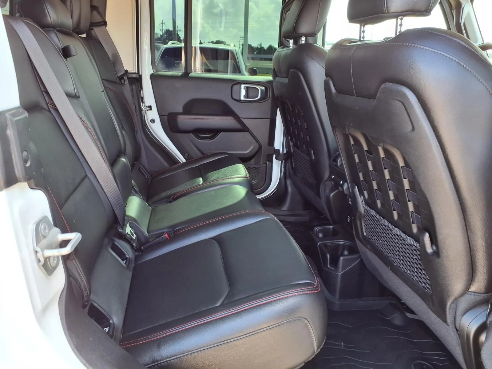 Used 2022 White Jeep Rubicon image 21