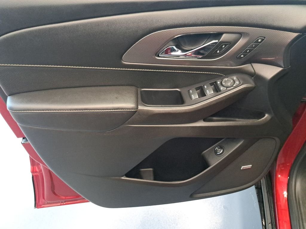 Used 2022 Red Chevrolet Premier image 12