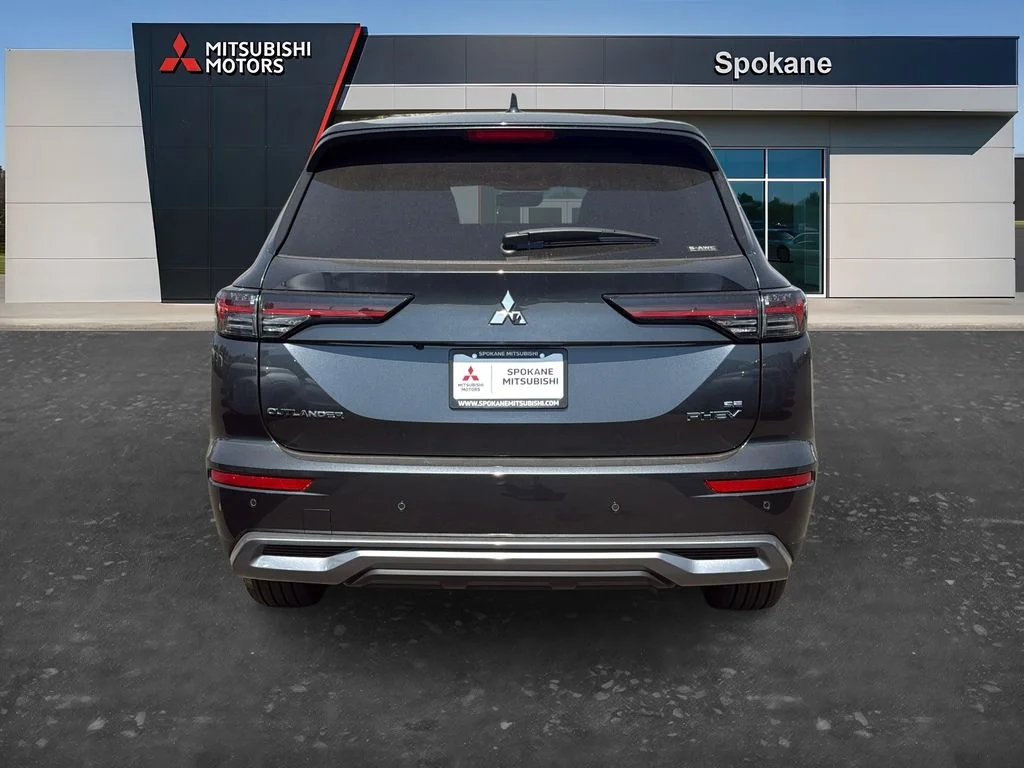 New 2026 Graphite Gray Mitsubishi SE S-AWC image 5