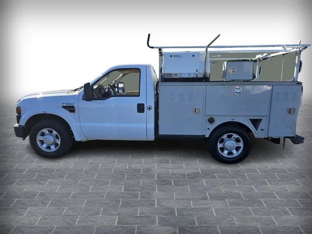 Used 2008 White Ford  image 4