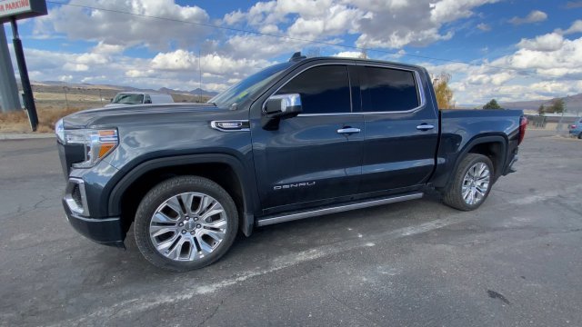 Used 2021 DARK SKY METALLIC GMC Denali image 4