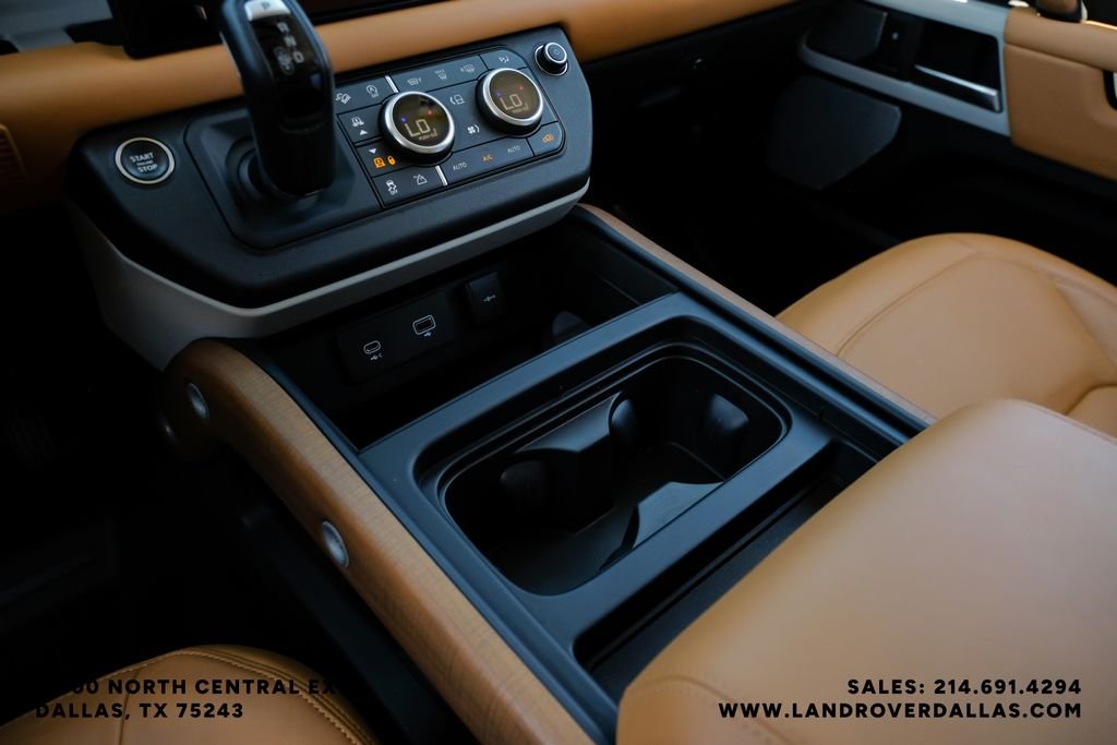 2023 Land Rover Defender First Edition - Photo 24