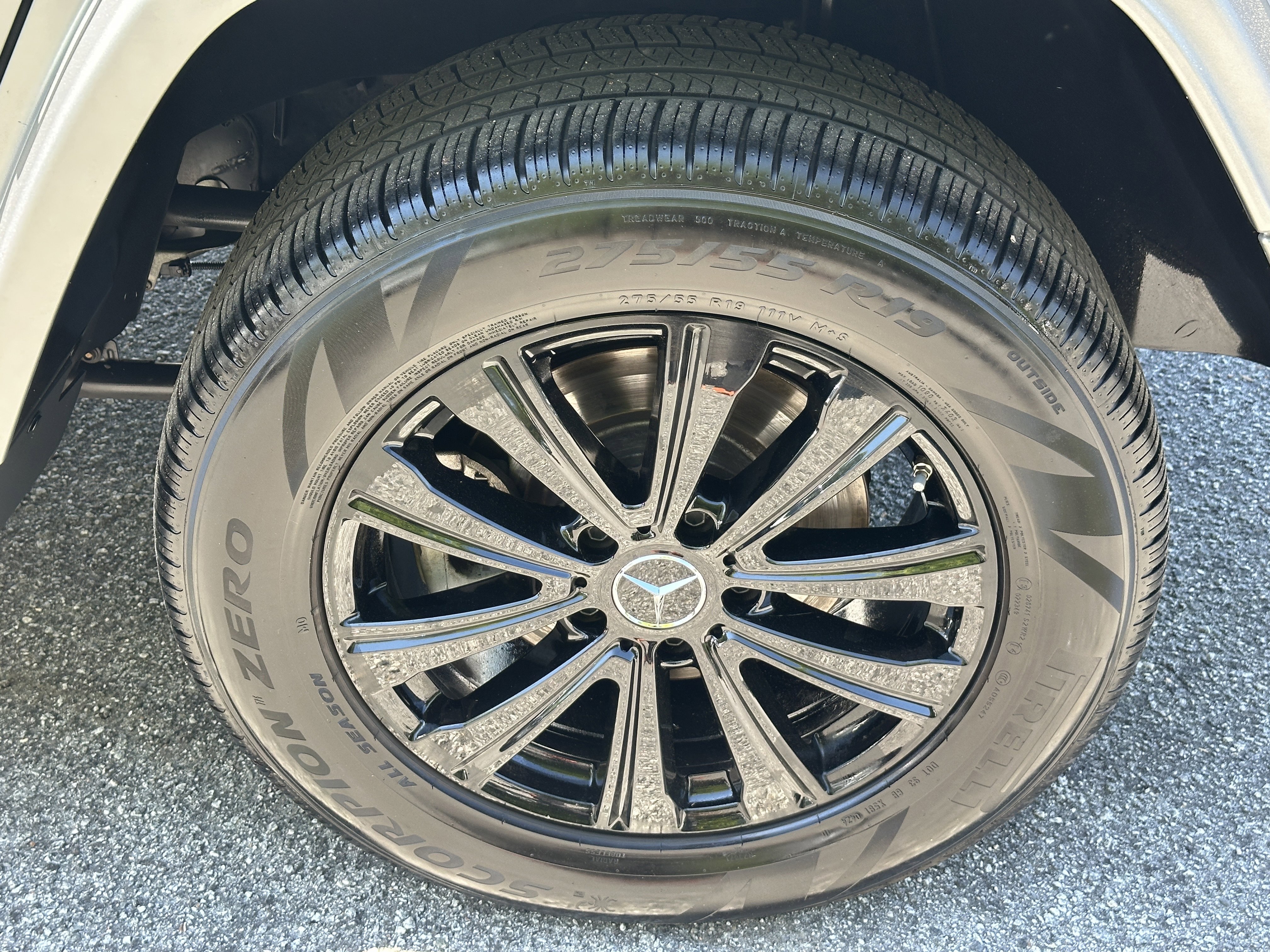 Used 2022 Platinum Magno Mercedes-Benz G 550 image 23