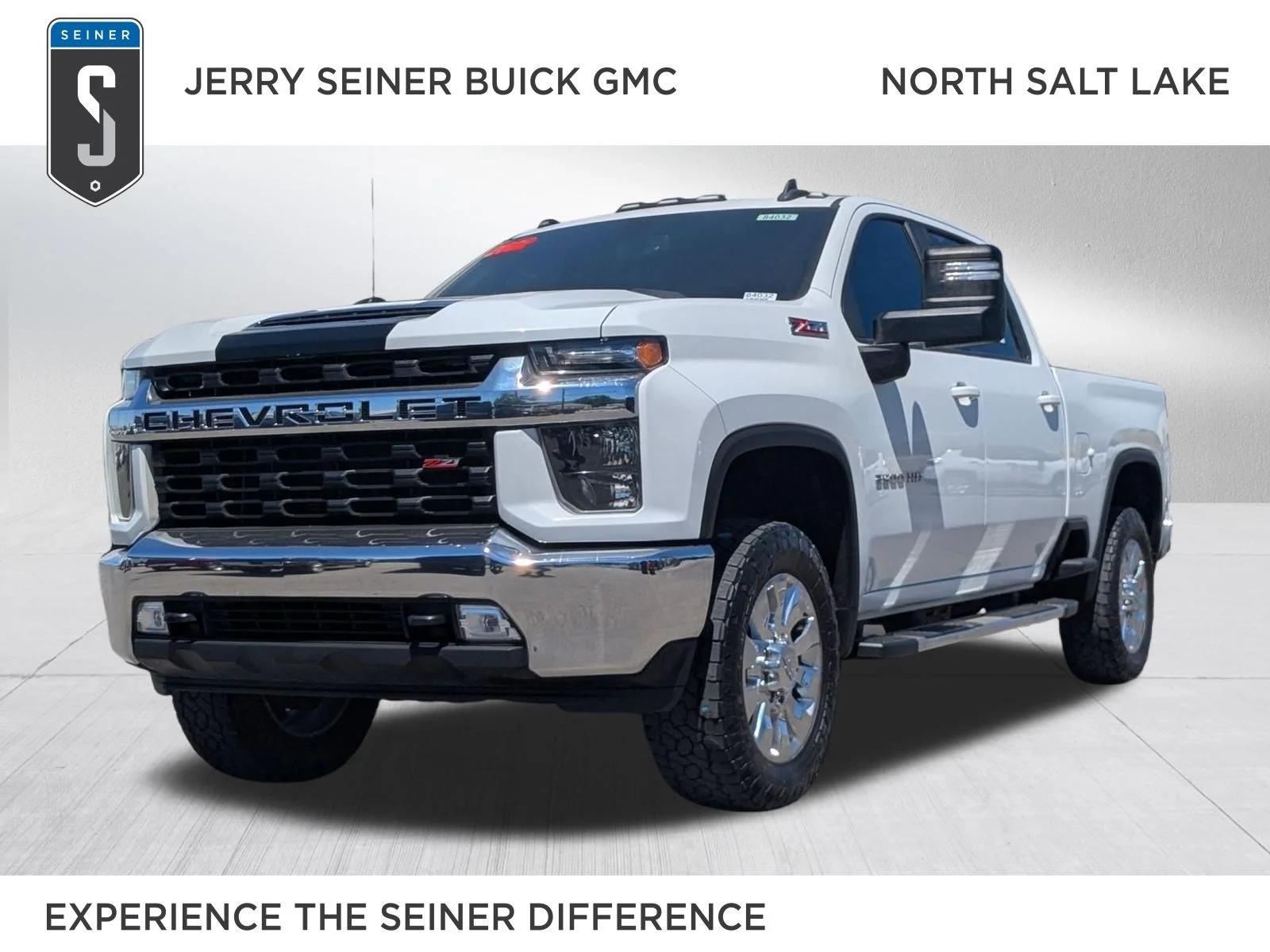 Used 2022 Summit White Chevrolet LT image 1