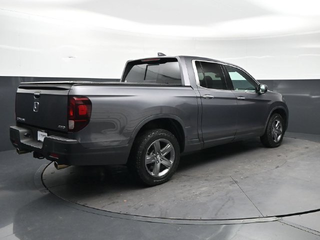Certified Used 2023 Modern Steel Metallic Honda AWD RTL-E image 5