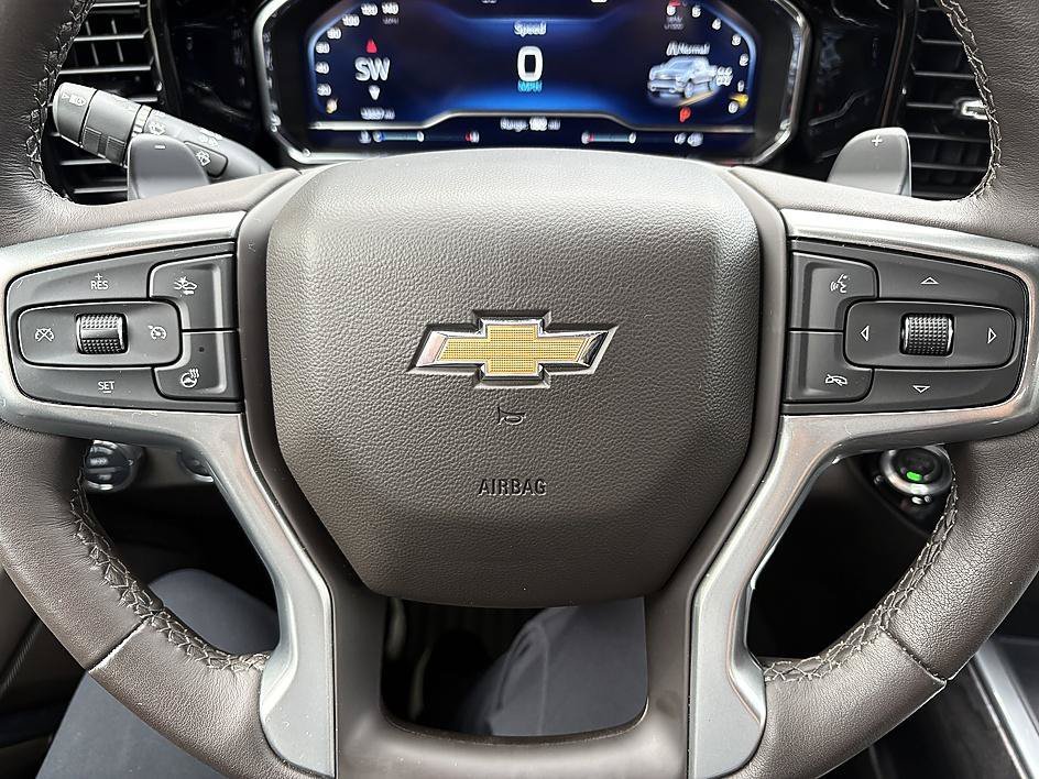 Used 2023 Iridescent Pearl Tricoat Chevrolet LTZ image 19