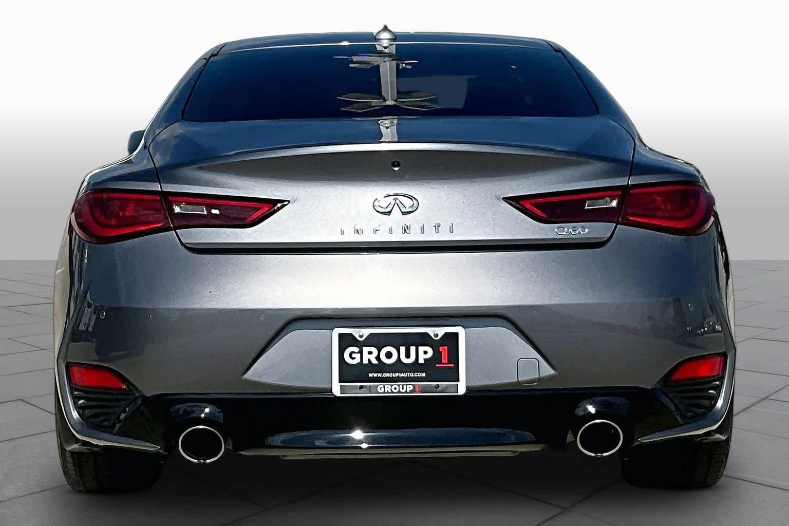 Used 2022 Graphite Shadow INFINITI LUXE image 4