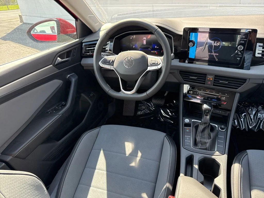 New 2026 Red Volkswagen 1.5T SE image 10