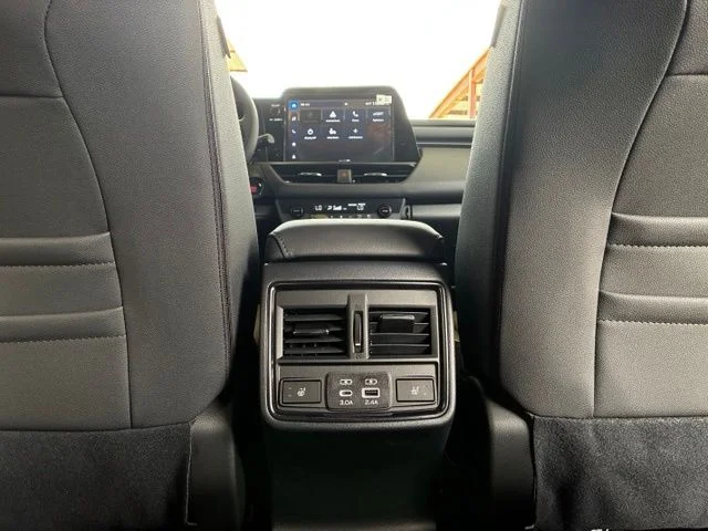 New 2026 CRYSTAL BLACK SILICA Subaru Wilderness image 30