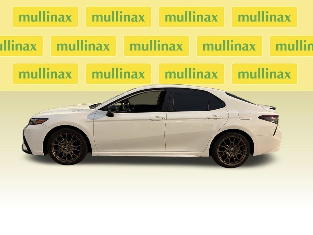 Used 2023 White Toyota SE Nightshade image 5