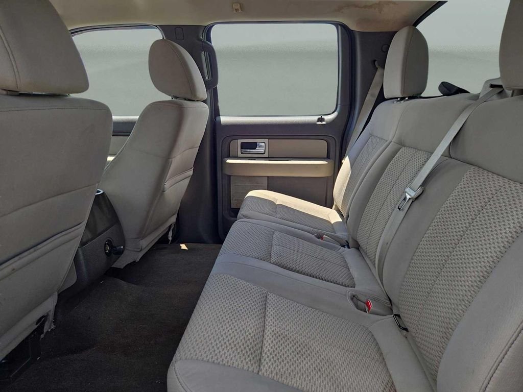 Used 2010 Black Ford XLT image 13