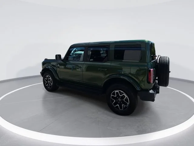 Used 2025 Green Ford Outer Banks image 6