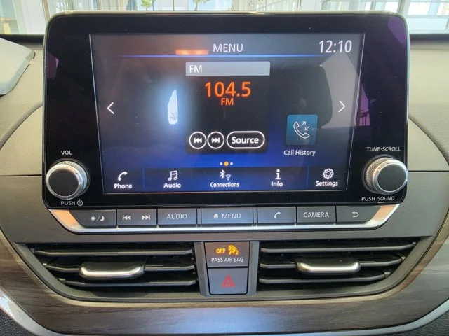 Used 2024 Red Nissan 2.5 SV image 11
