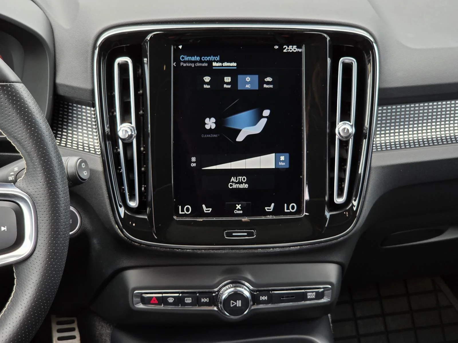 Used 2021 Glacier Silver Metallic Volvo R-Design image 16