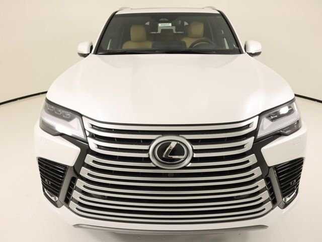 New 2026 Eminent White Pearl Lexus  600 LUXURY image 7
