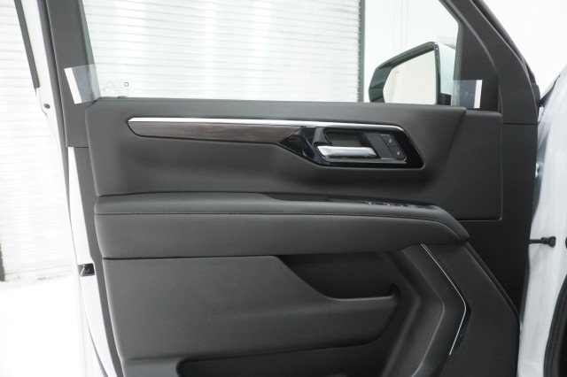 2027 Chevrolet Tahoe LS - Photo 14