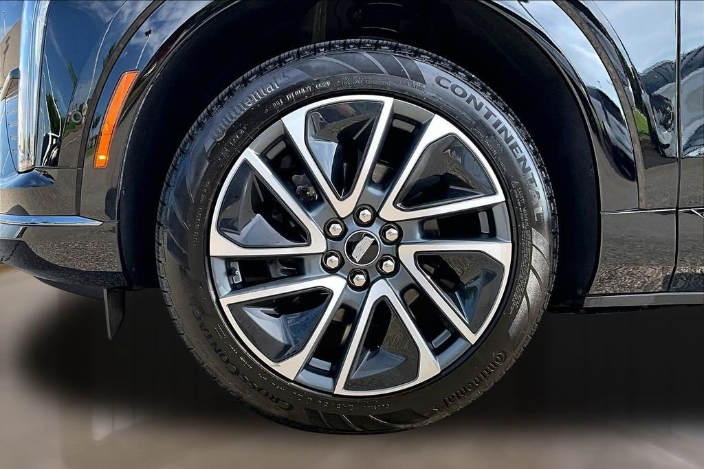 Used 2025 Black Cadillac Sport image 8