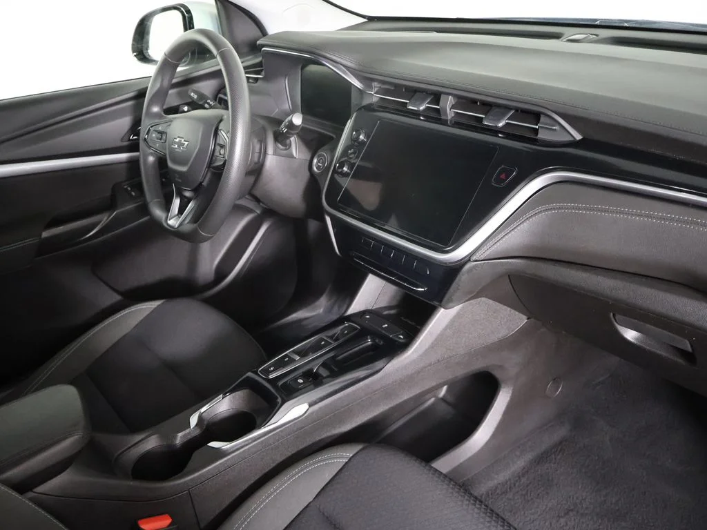 Used 2023 Silver Chevrolet LT image 25