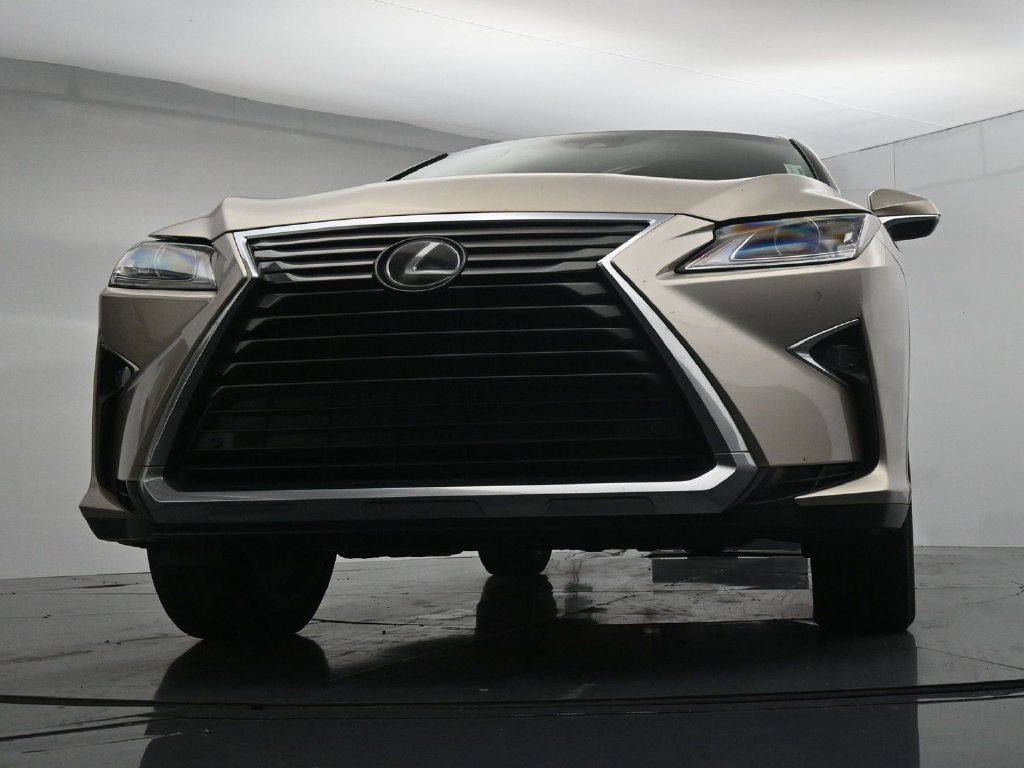 Used 2016 Beige Lexus 350 image 19