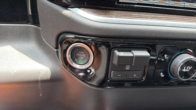 Used 2026 Sterling Gray Metallic Chevrolet LT Trail Boss image 28
