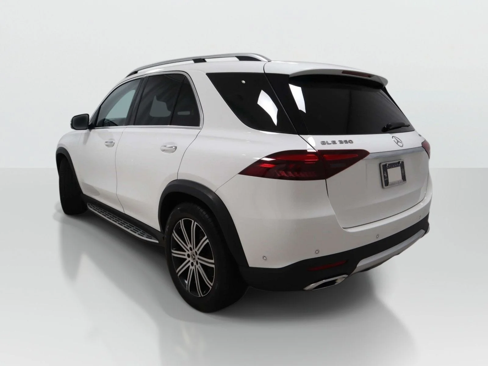 Used 2024 White Mercedes-Benz GLE 350 image 3