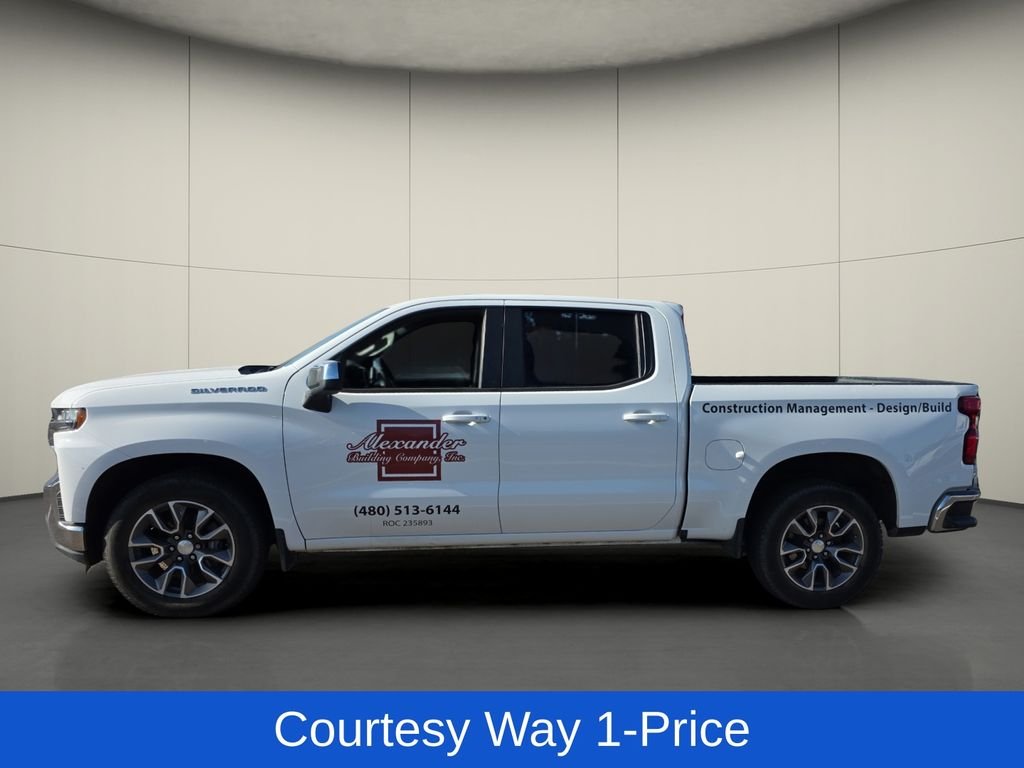 Used 2020 White Chevrolet LT image 5