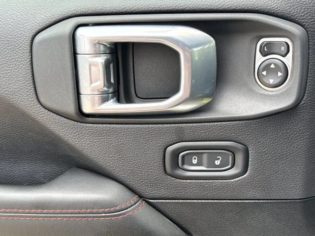 Used 2024 White Jeep Rubicon X image 15