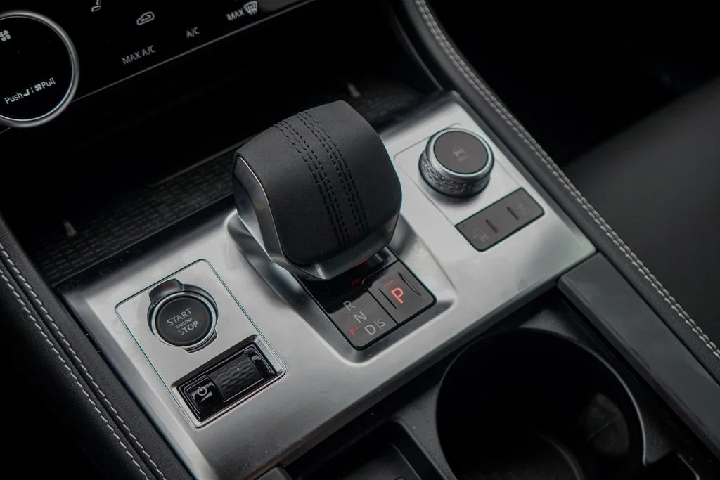 2026 Jaguar F-Pace R-Dynamic S - Photo 14