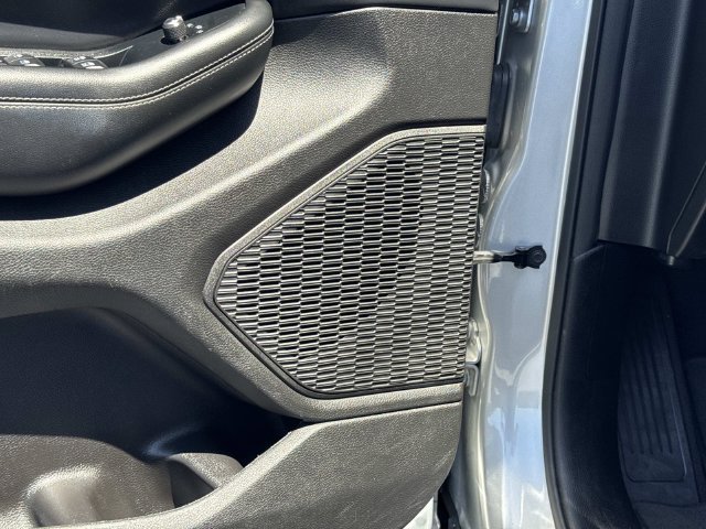 Used 2023 Silver Jeep Laredo image 21