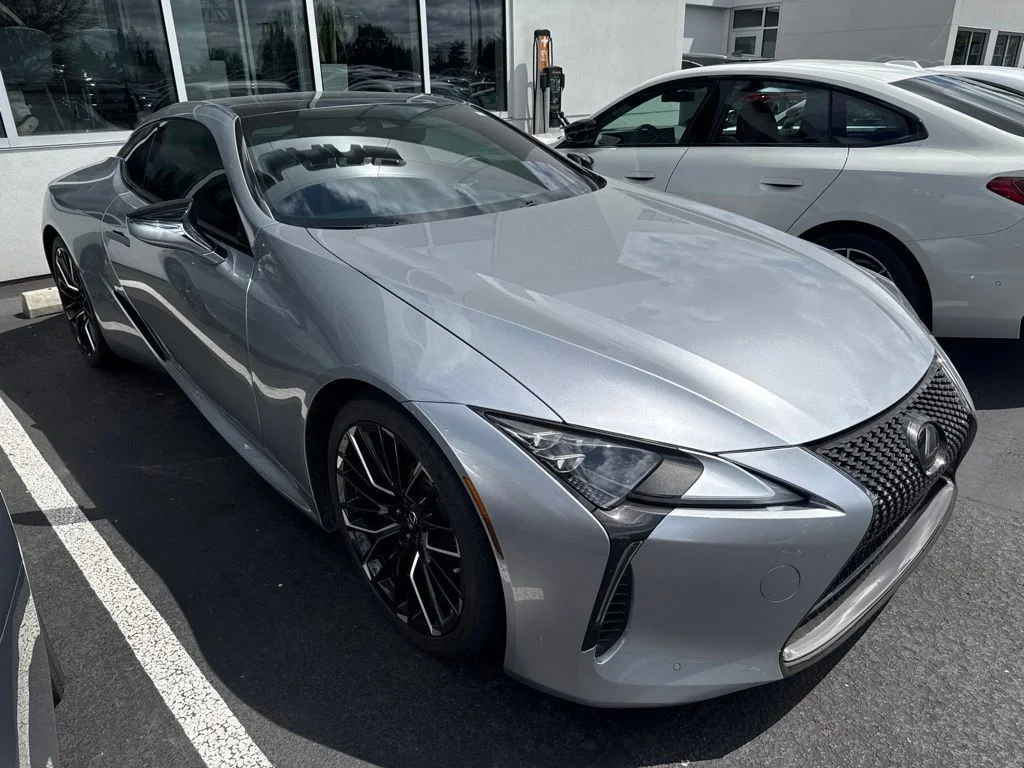 Used 2022 Silver Lexus 500 image 1