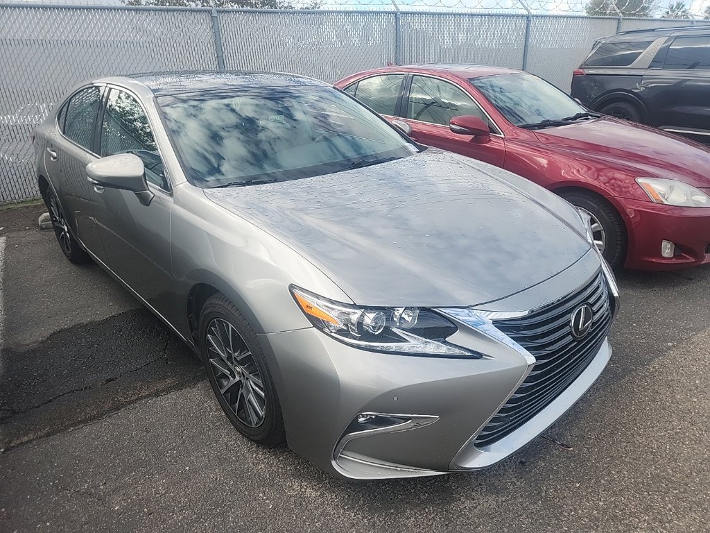 Used 2017 Silver Lexus 350 image 1
