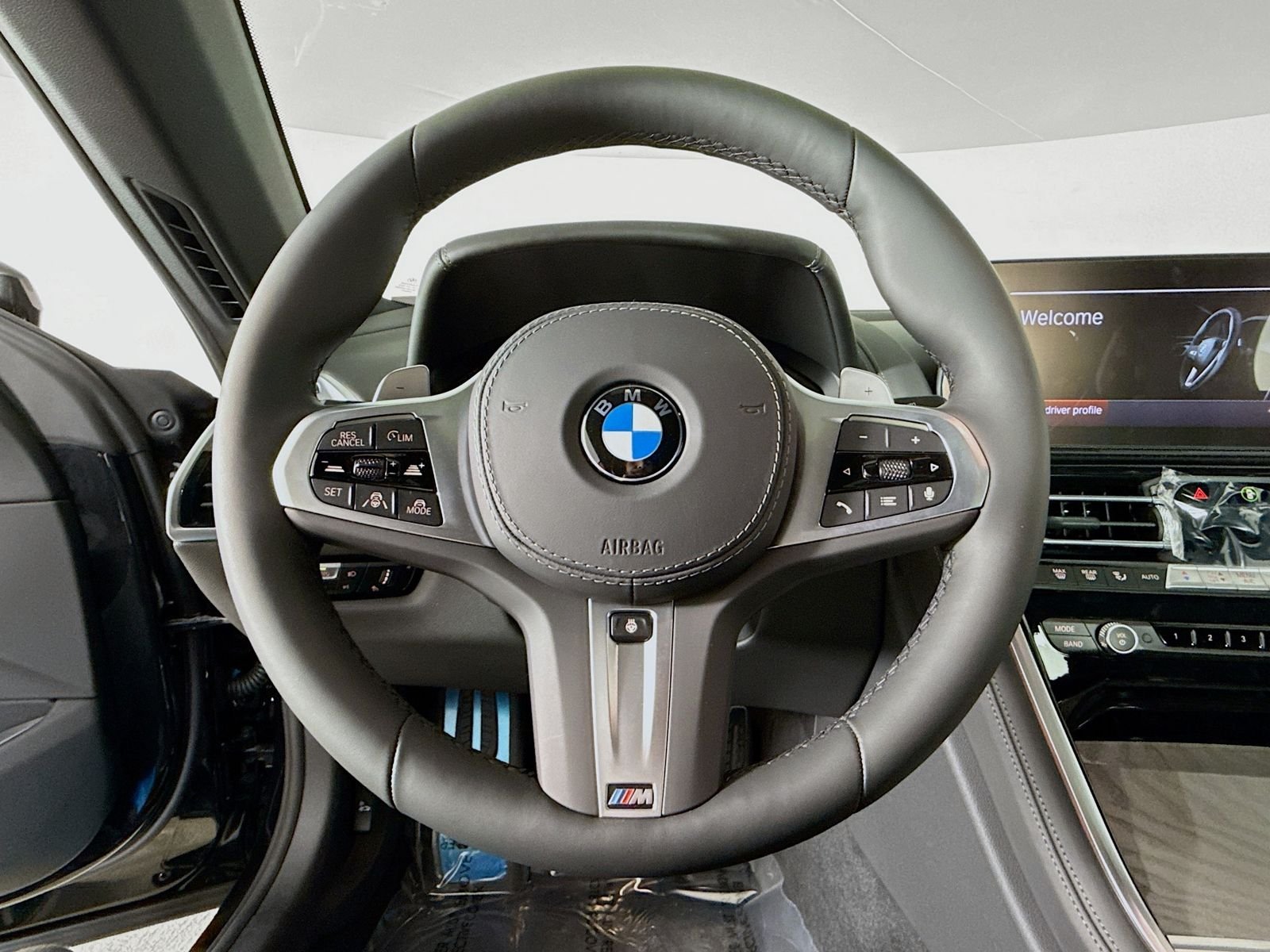 Used 2026 Black Sapphire Metallic BMW 840i image 11