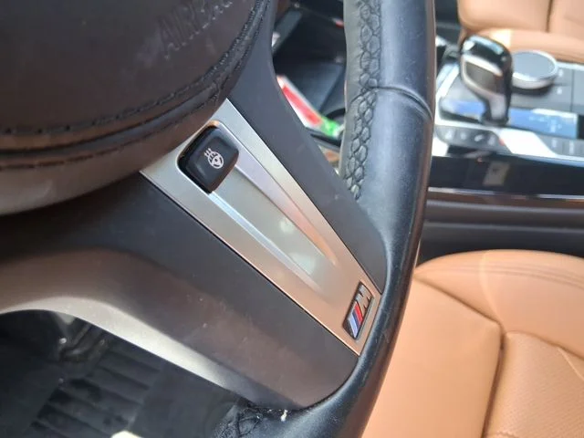 Used 2024 Blue BMW sDrive30i image 13