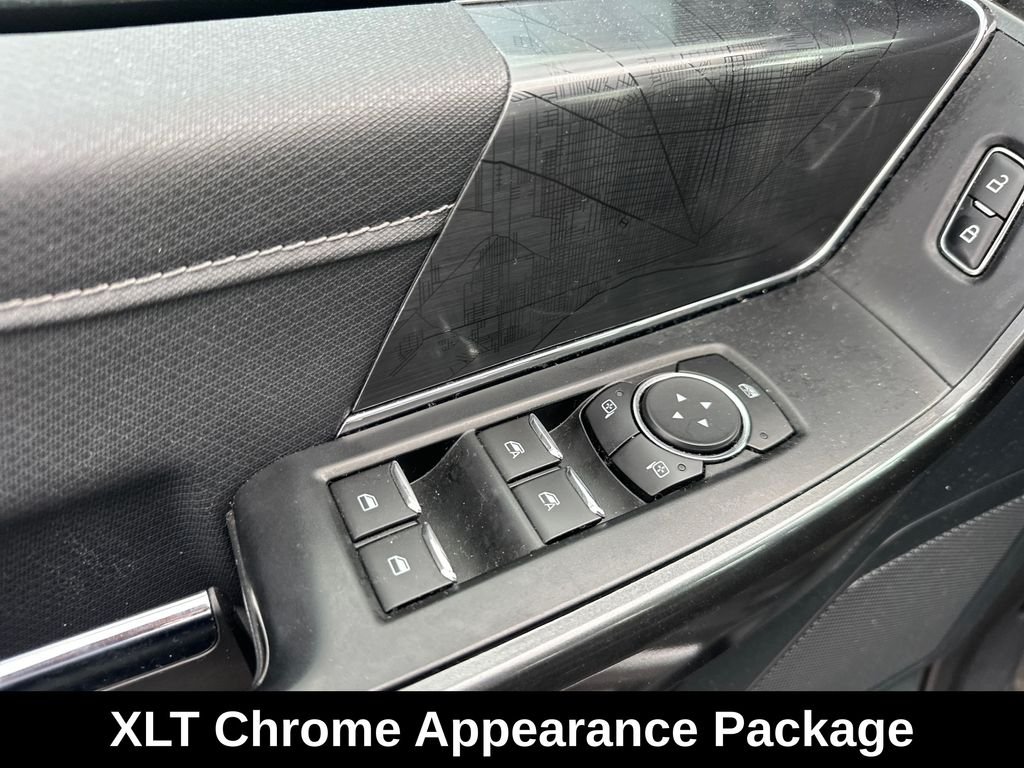 Used 2021 Gray Ford XLT image 12